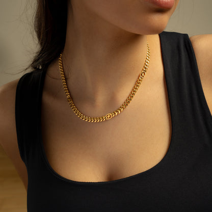 Chaîne Cuban link 6 mm Signature Dorée