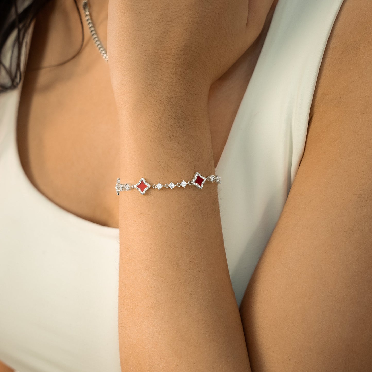 Bracelet Flower Tennis Argenté - Motif Rouge